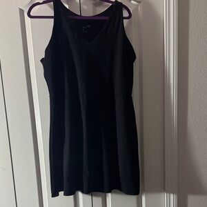 Chic Black Sleeveless Mini Dress